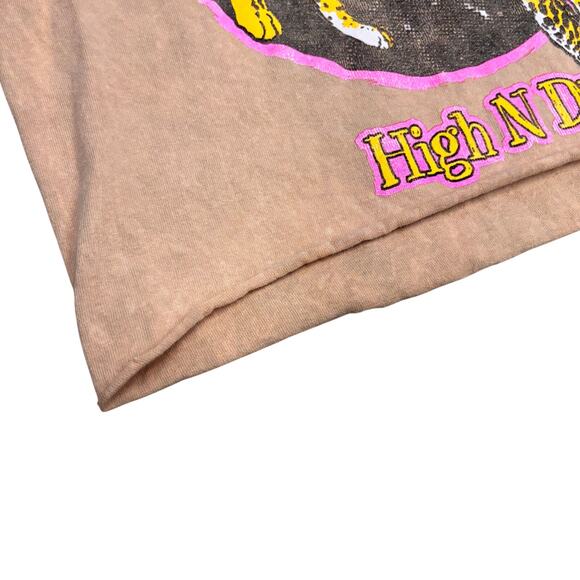 Def Leppard High N Dry Cut Off Crop T-Shirt Size Small Tan Pink Grunge Leopard - Picture 5 of 7